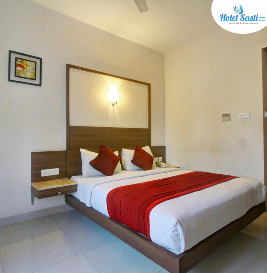 Sasti Hotel Palani Екстер'єр фото